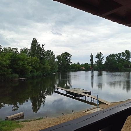 Eden Lounge Restaurant & Pension Veresegyház 외부 사진